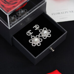 Ethnic Diamond Earrings